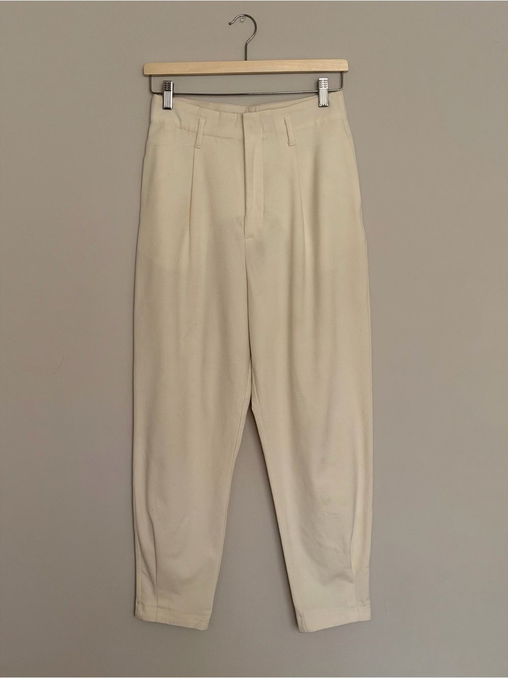 Zara Cream High-Rise Pleated Chinos